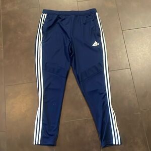 Adidas jogger navy size L